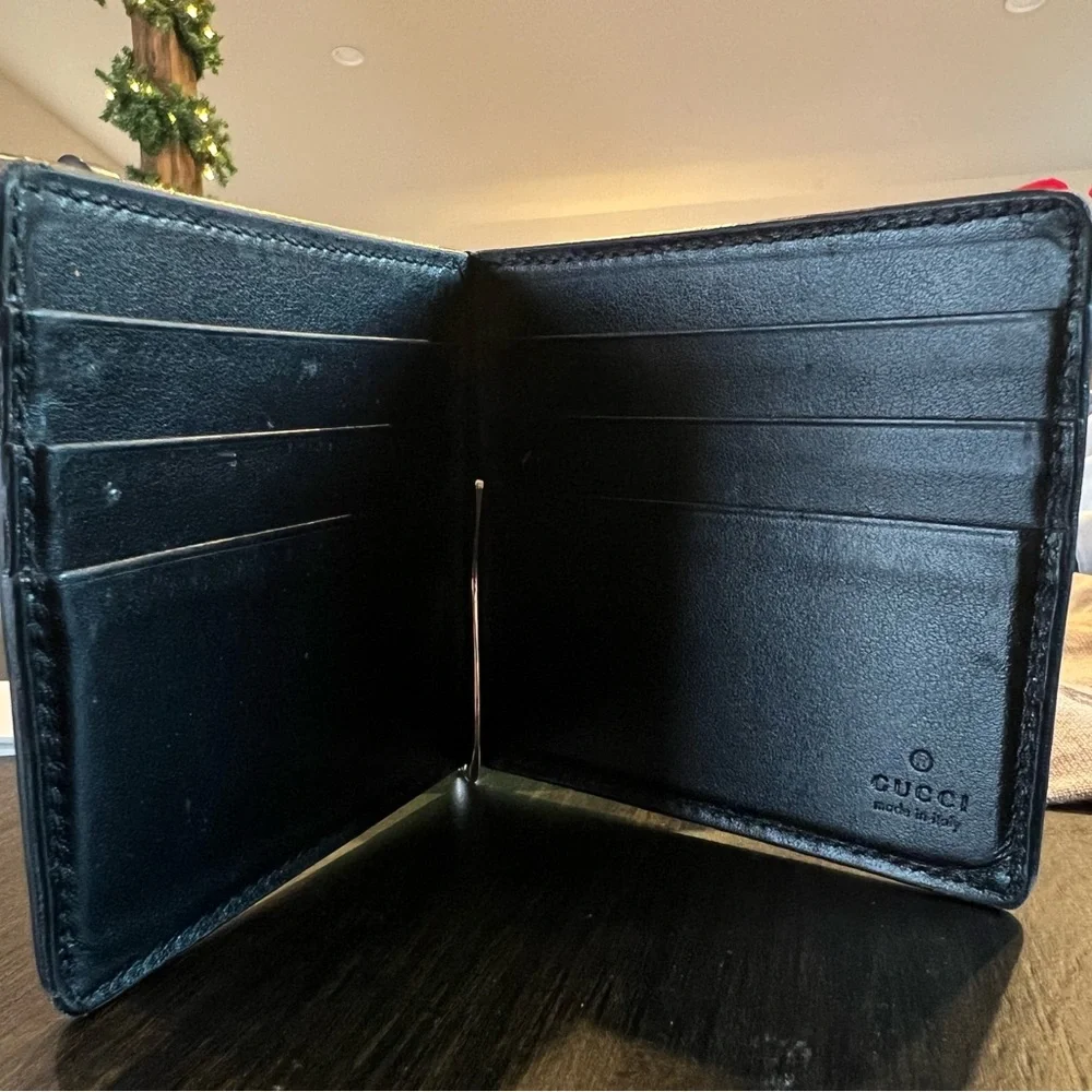 Gucci Black Leather Wallet